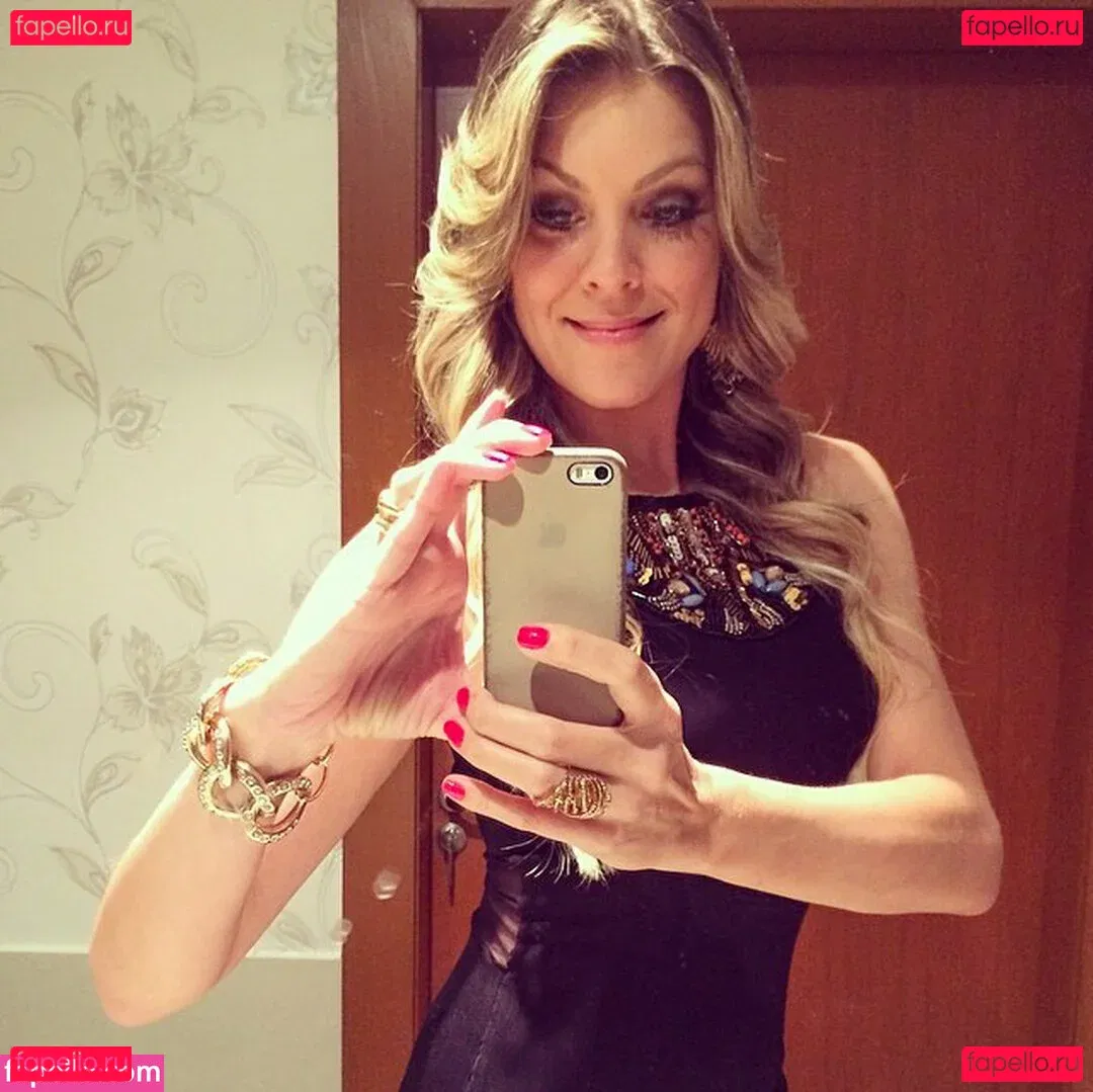 Renata Fan Onlyfans Photo Gallery 