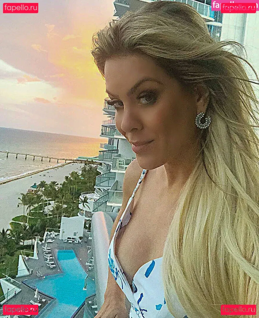 Renata Fan Onlyfans Photo Gallery 