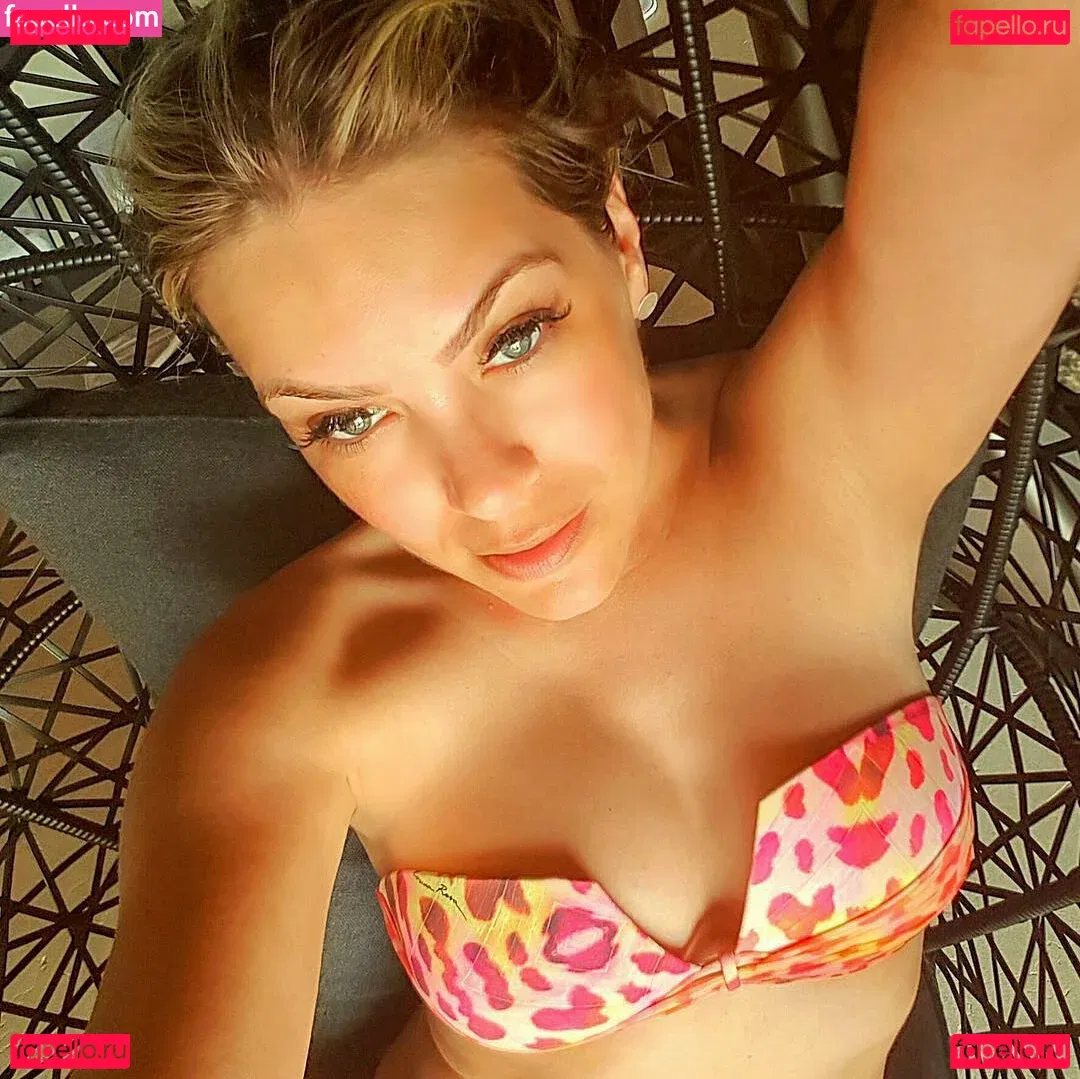 Renata Fan Onlyfans Photo Gallery 