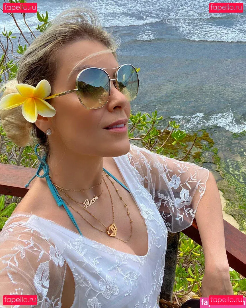 Renata Fan Onlyfans Photo Gallery 