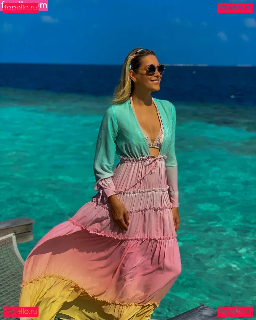 Renata Fan Onlyfans Photo Gallery 