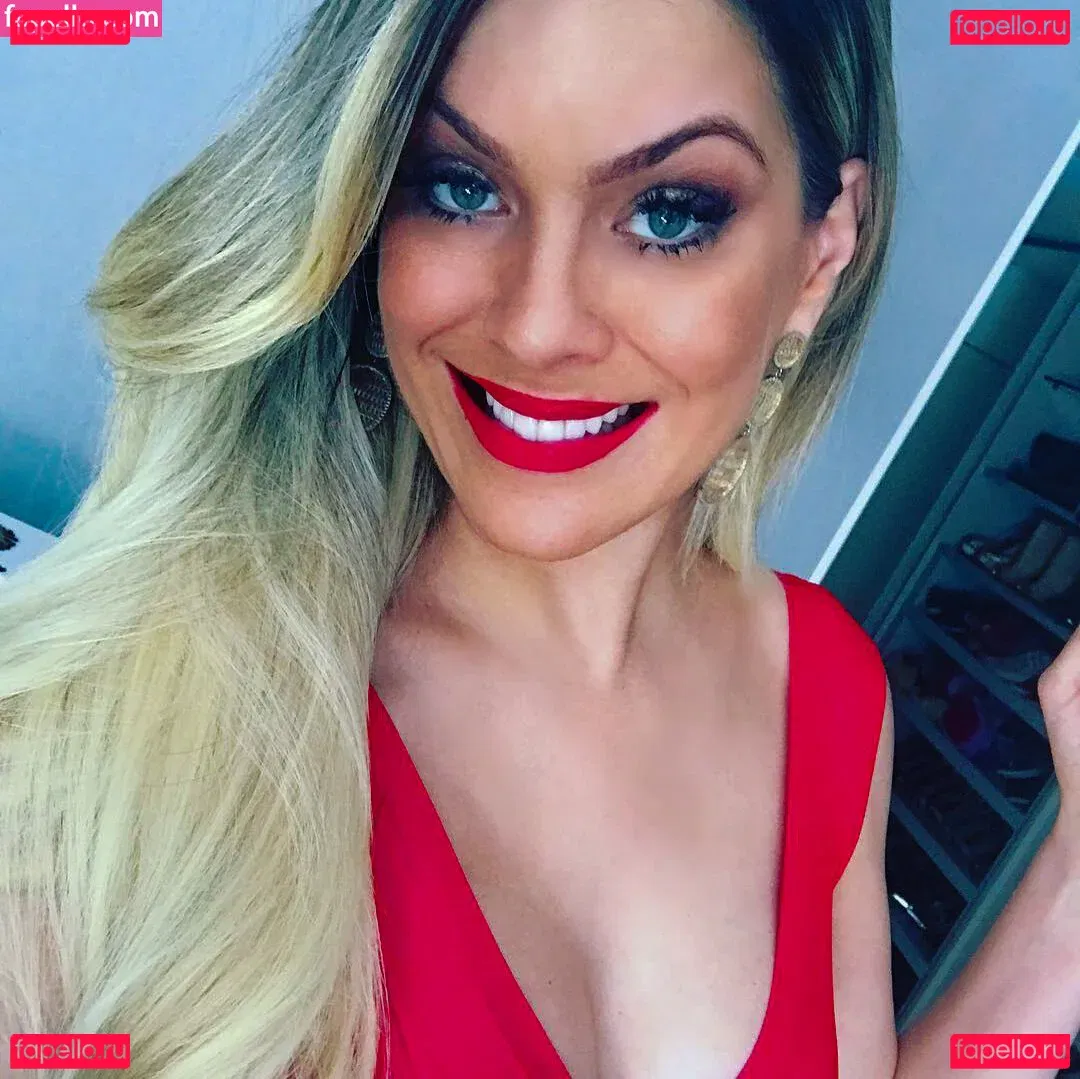 Renata Fan Onlyfans Photo Gallery 