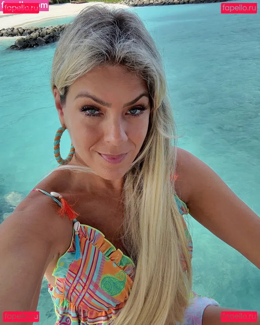 Renata Fan Onlyfans Photo Gallery 