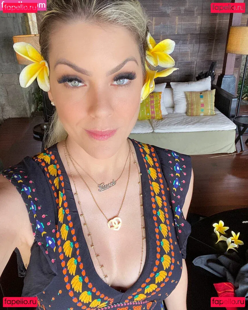 Renata Fan Onlyfans Photo Gallery 