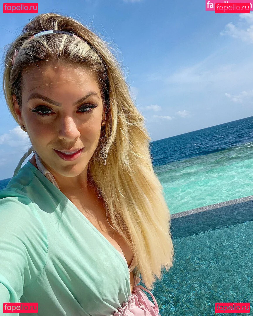 Renata Fan Onlyfans Photo Gallery 