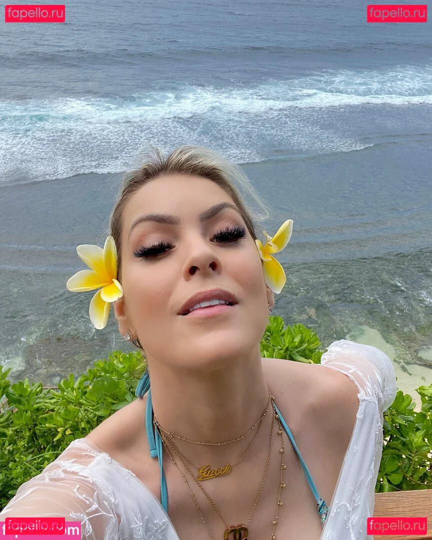 Renata Fan Onlyfans Photo Gallery 