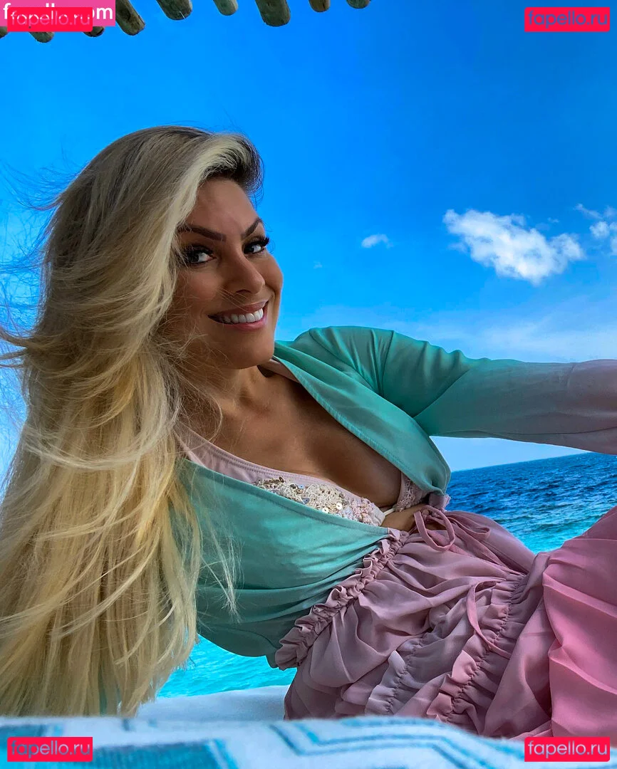 Renata Fan Onlyfans Photo Gallery 