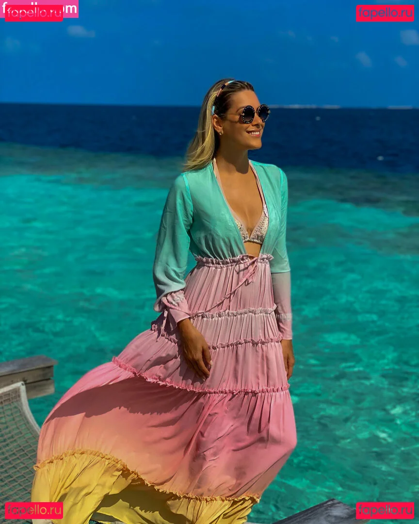 Renata Fan Onlyfans Photo Gallery 