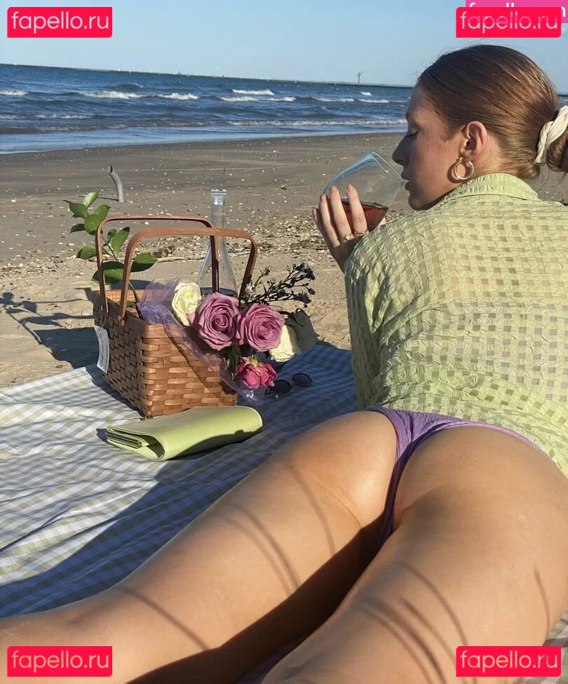 Madeline Ford Onlyfans Photo Gallery 