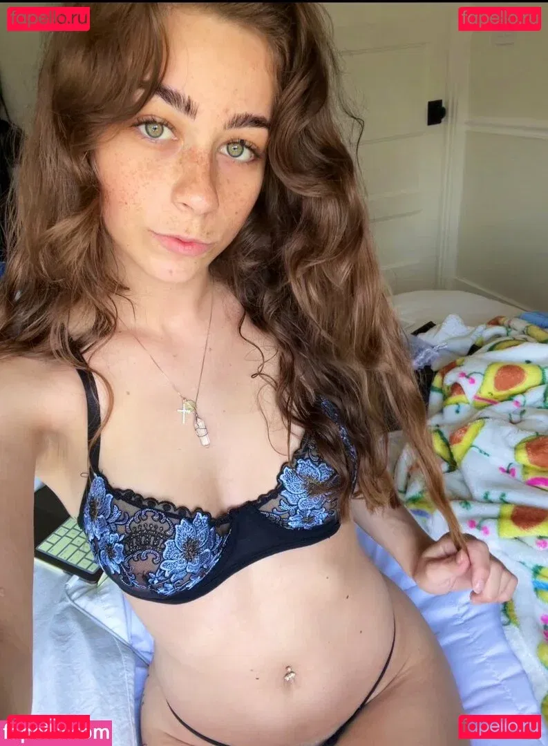 TheReneeRose Onlyfans Photo Gallery 