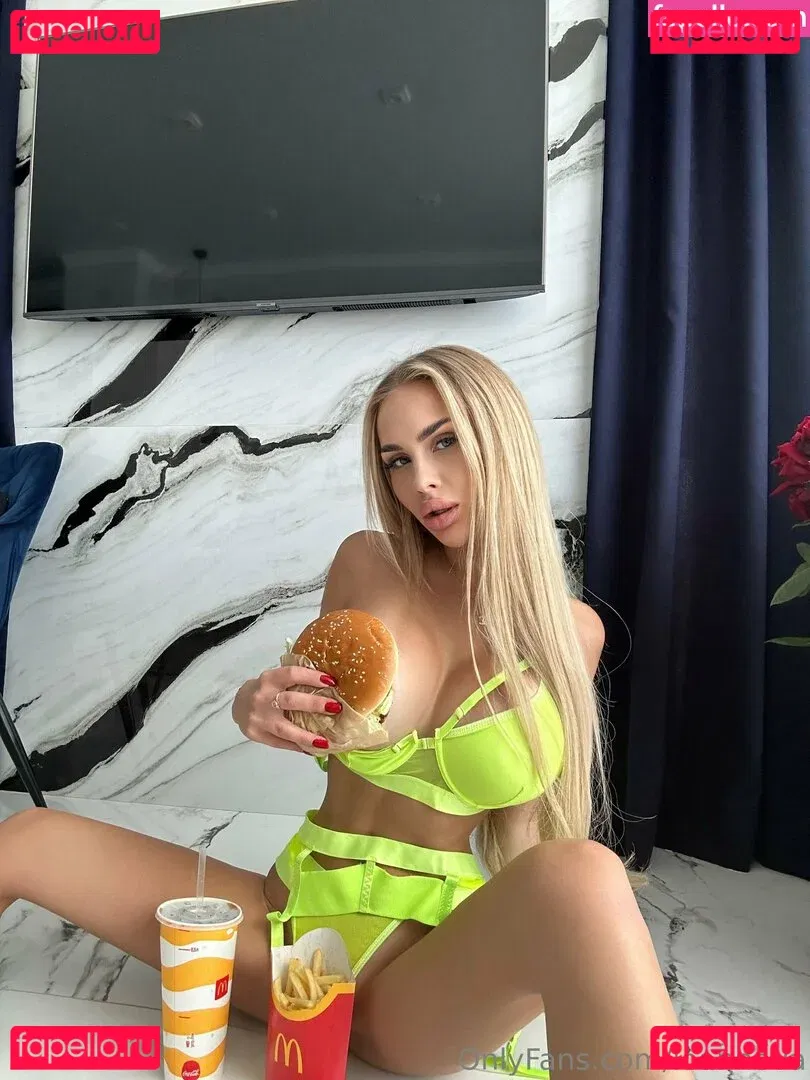 ioannova Onlyfans Photo Gallery 