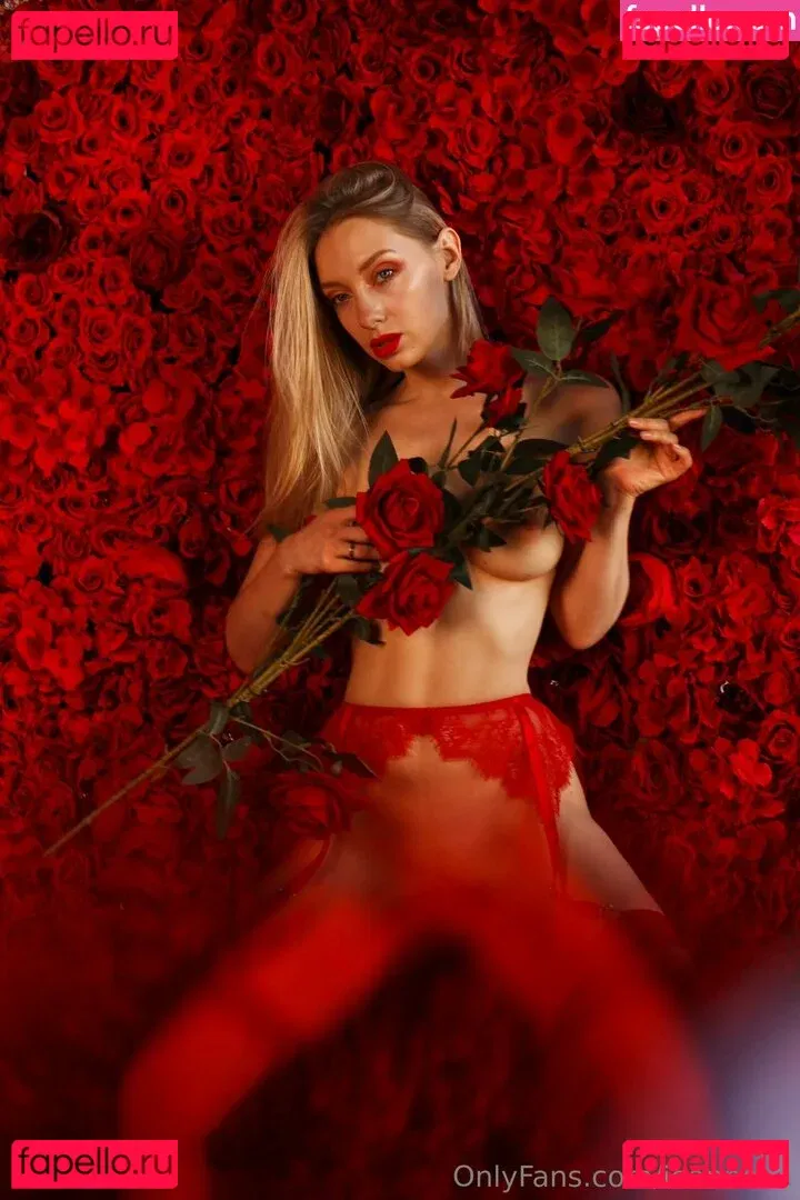 ioannova Onlyfans Photo Gallery 