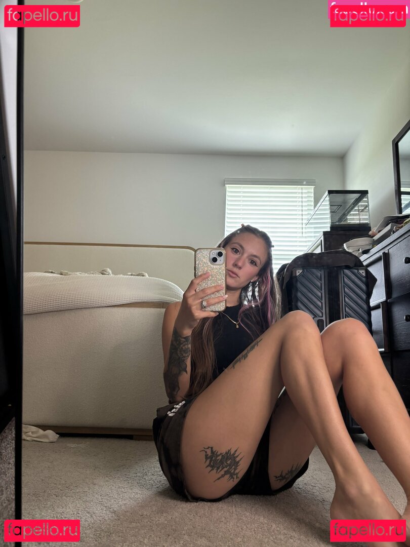 Poppy Quinn Nude Onlyfans Photo 23