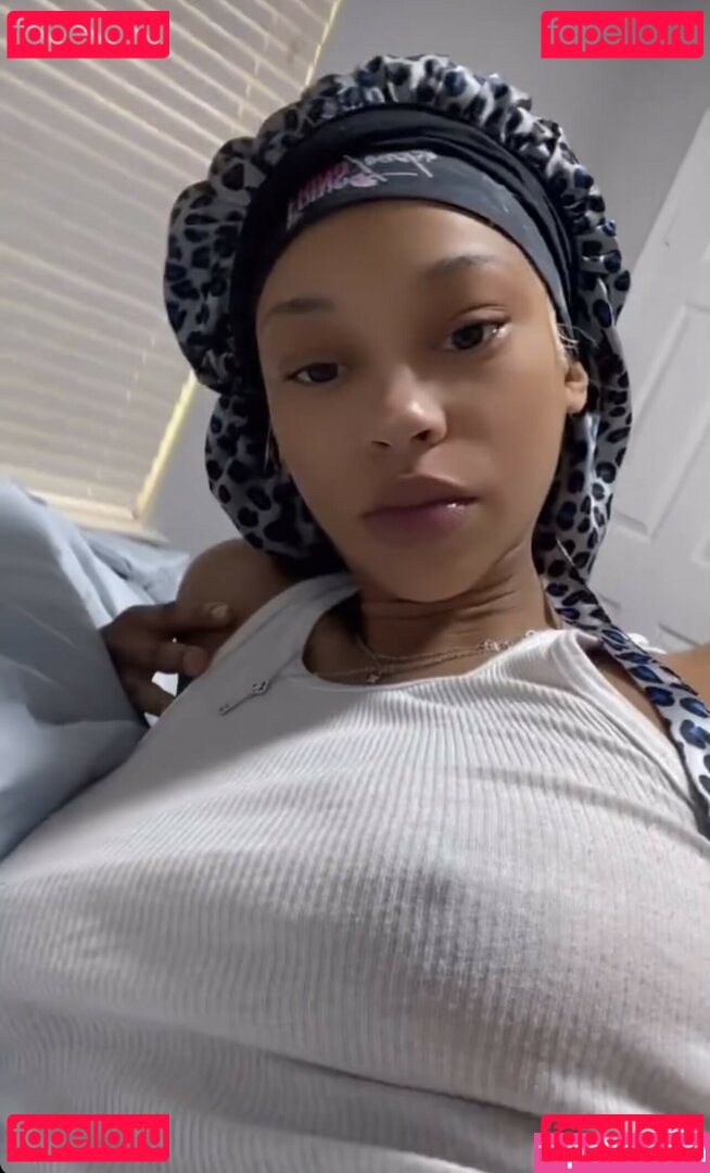 YummieYemaya Nude Onlyfans Photo 13