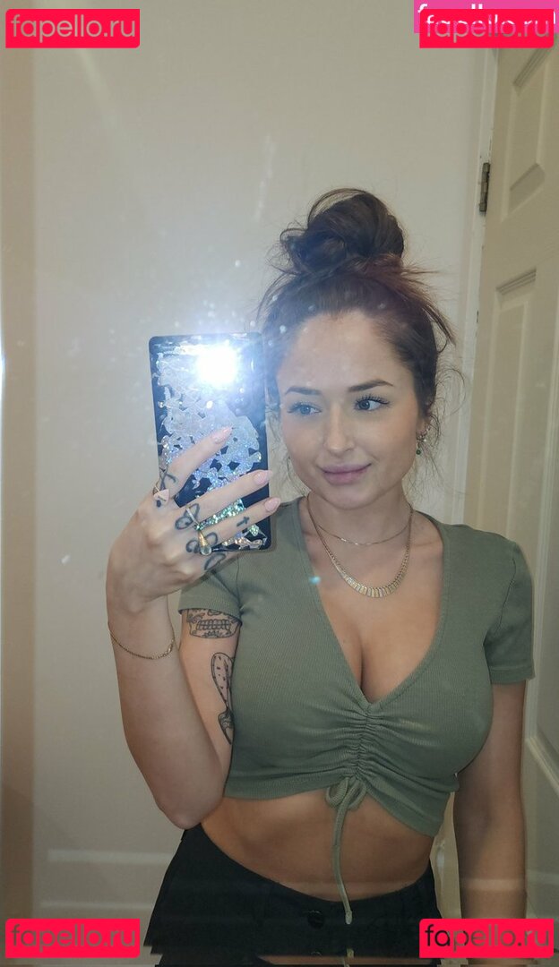 Laurence Drouin Nude Onlyfans Photo 20