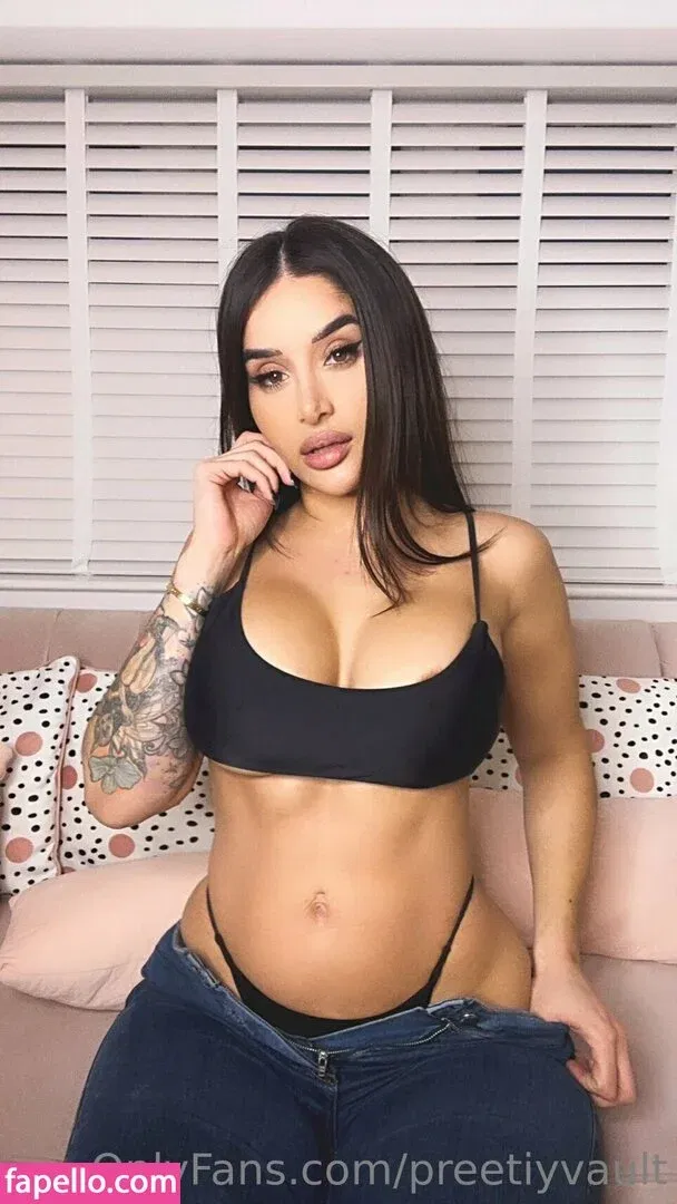 preetiyvault Onlyfans Photo Gallery 