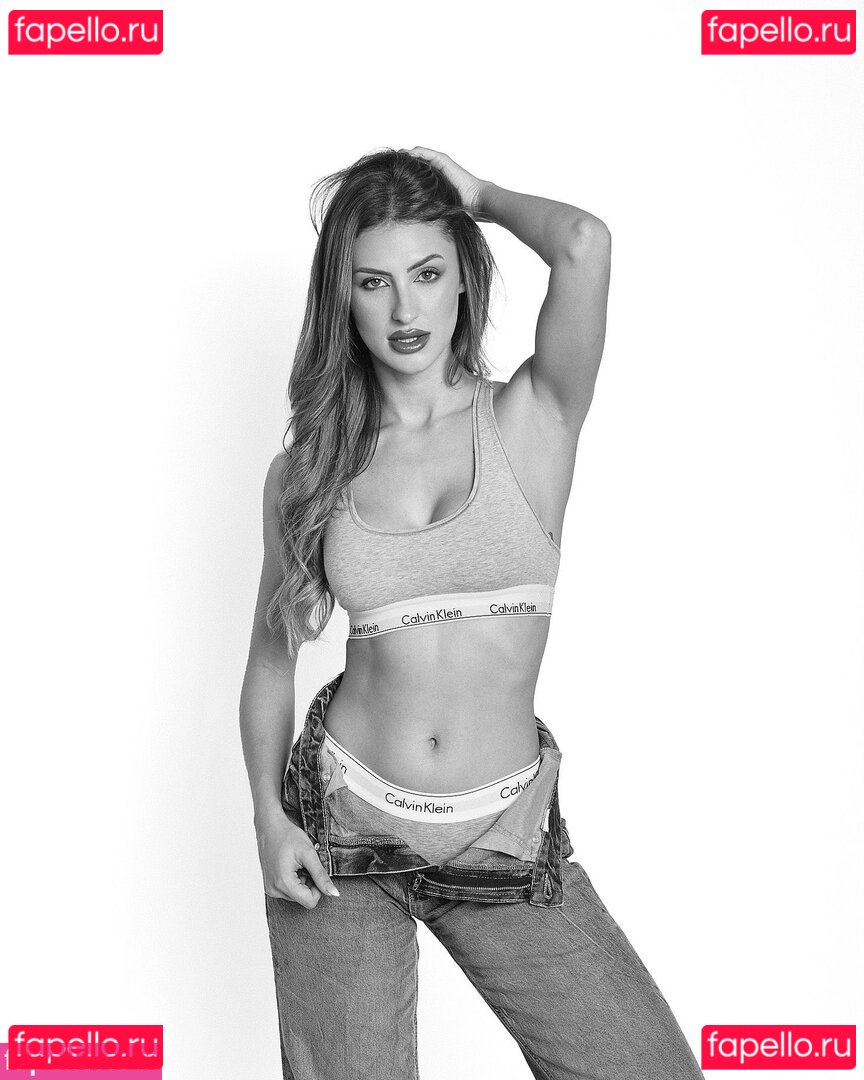 Paula Curras Nude Onlyfans Photo 15