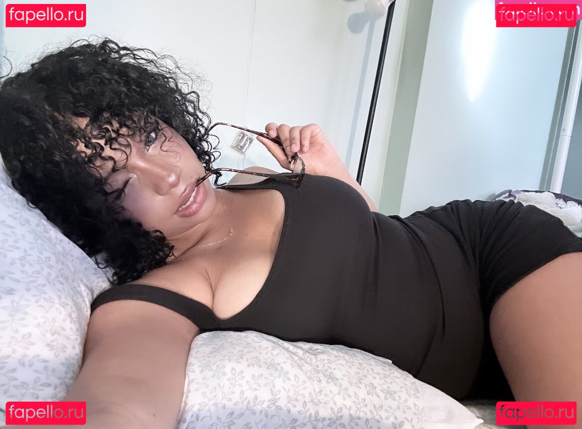Ressonancee Nude Onlyfans Photo 16