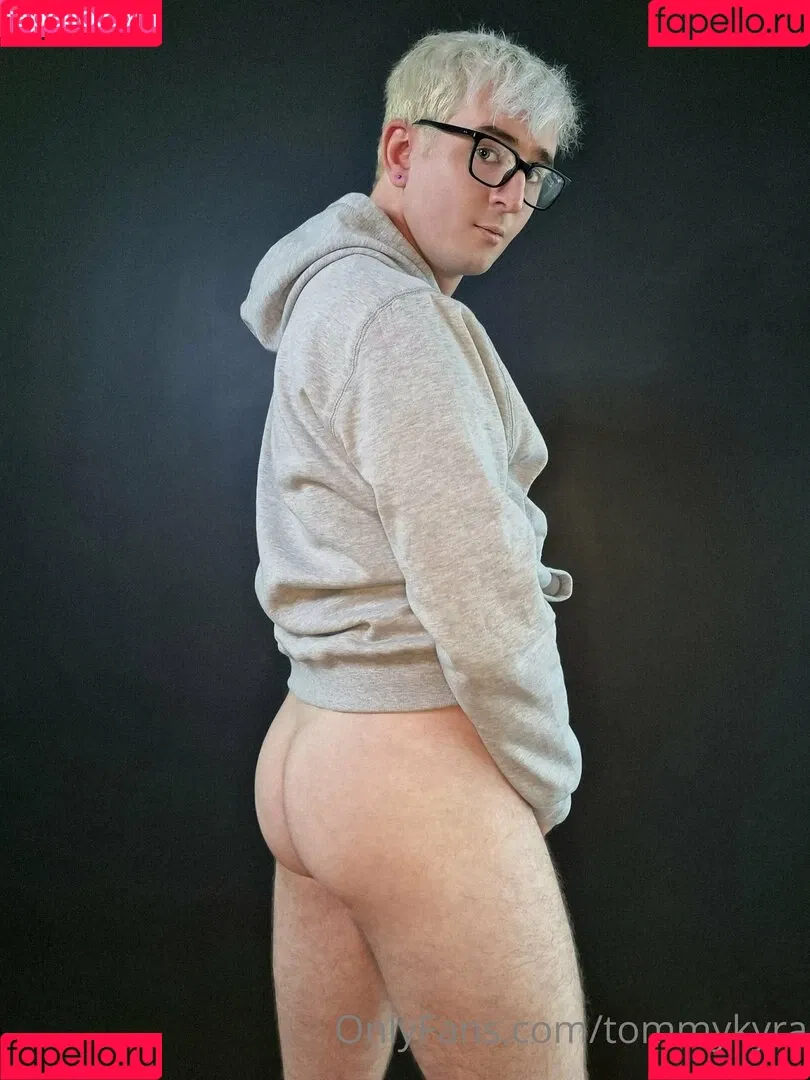tommykyra Onlyfans Photo Gallery 