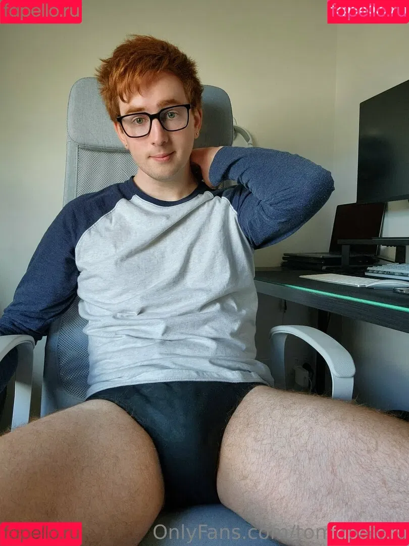 tommykyra Onlyfans Photo Gallery 