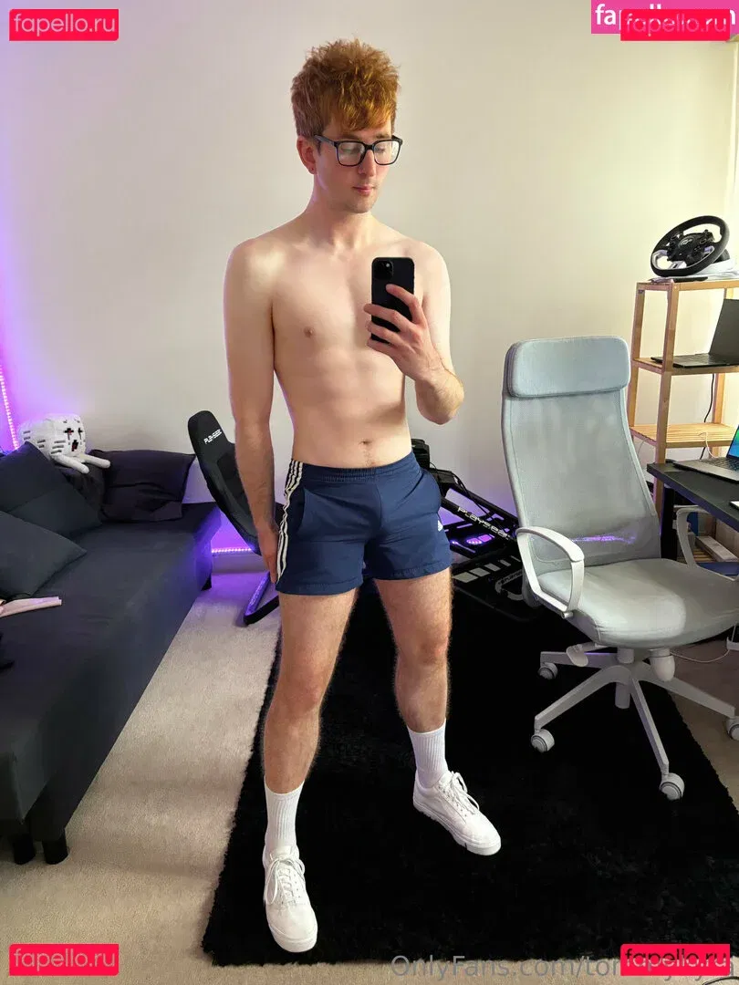 tommykyra Onlyfans Photo Gallery 