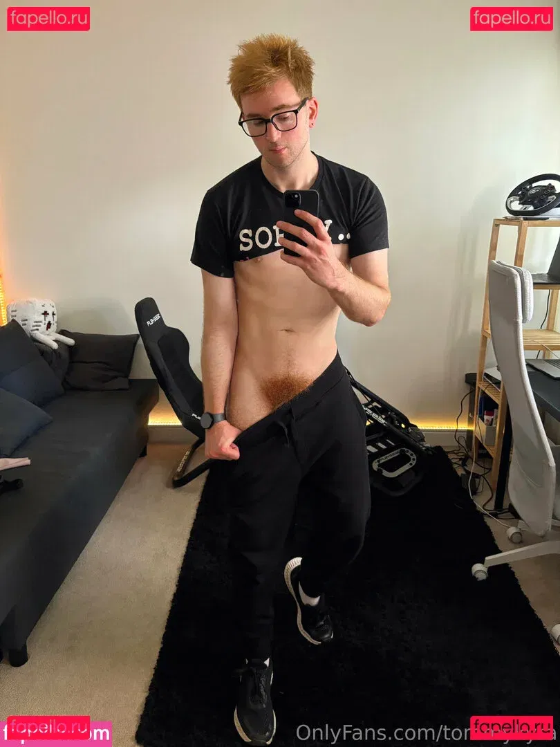 tommykyra Onlyfans Photo Gallery 