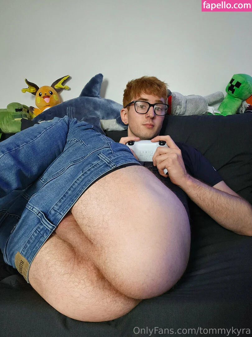 tommykyra Onlyfans Photo Gallery 