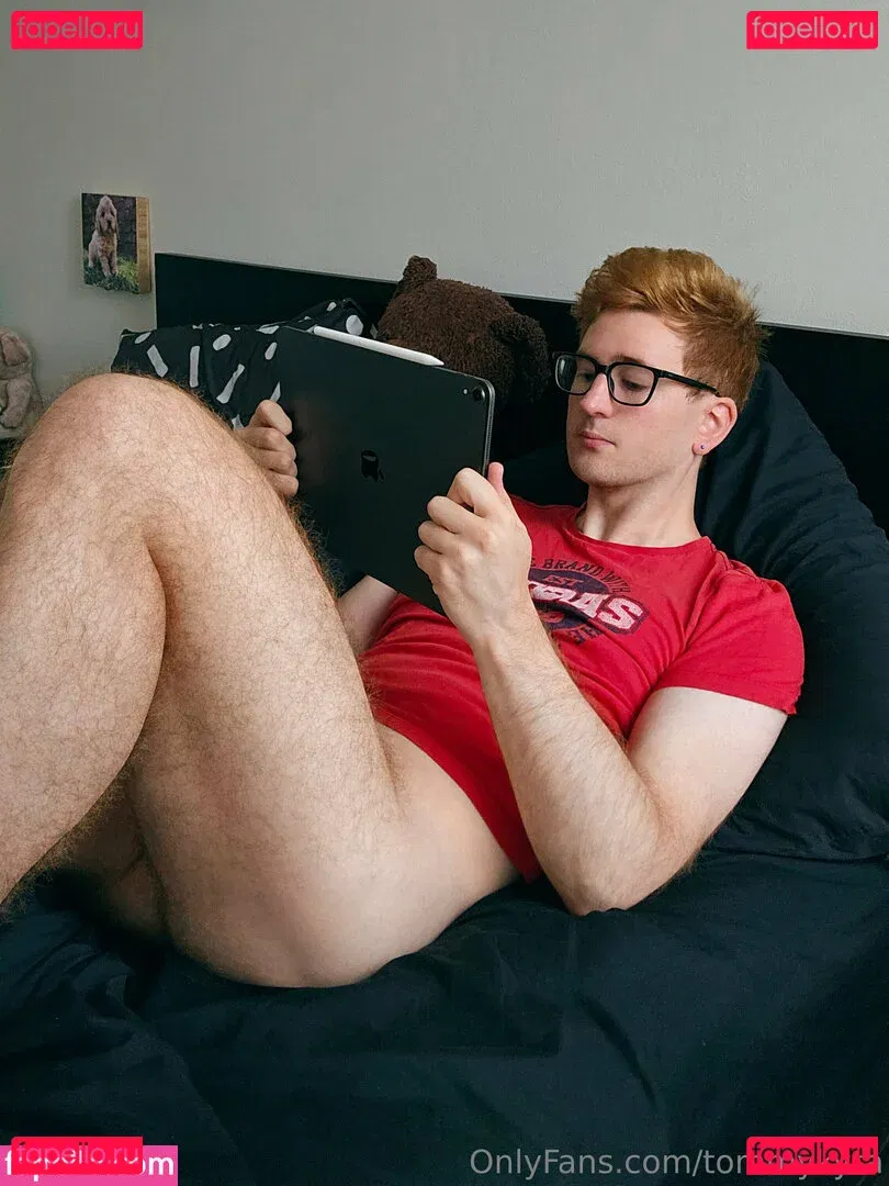 tommykyra Onlyfans Photo Gallery 