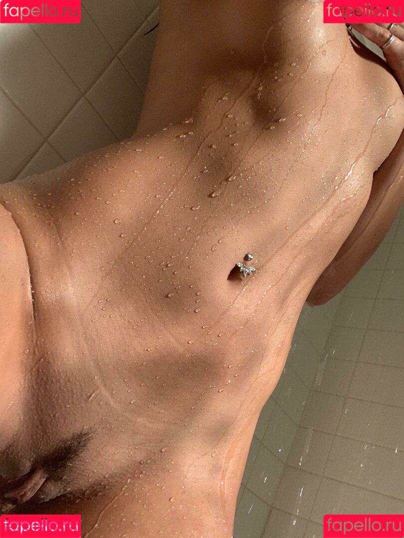 Elle Lovely Nude Onlyfans Photo 30