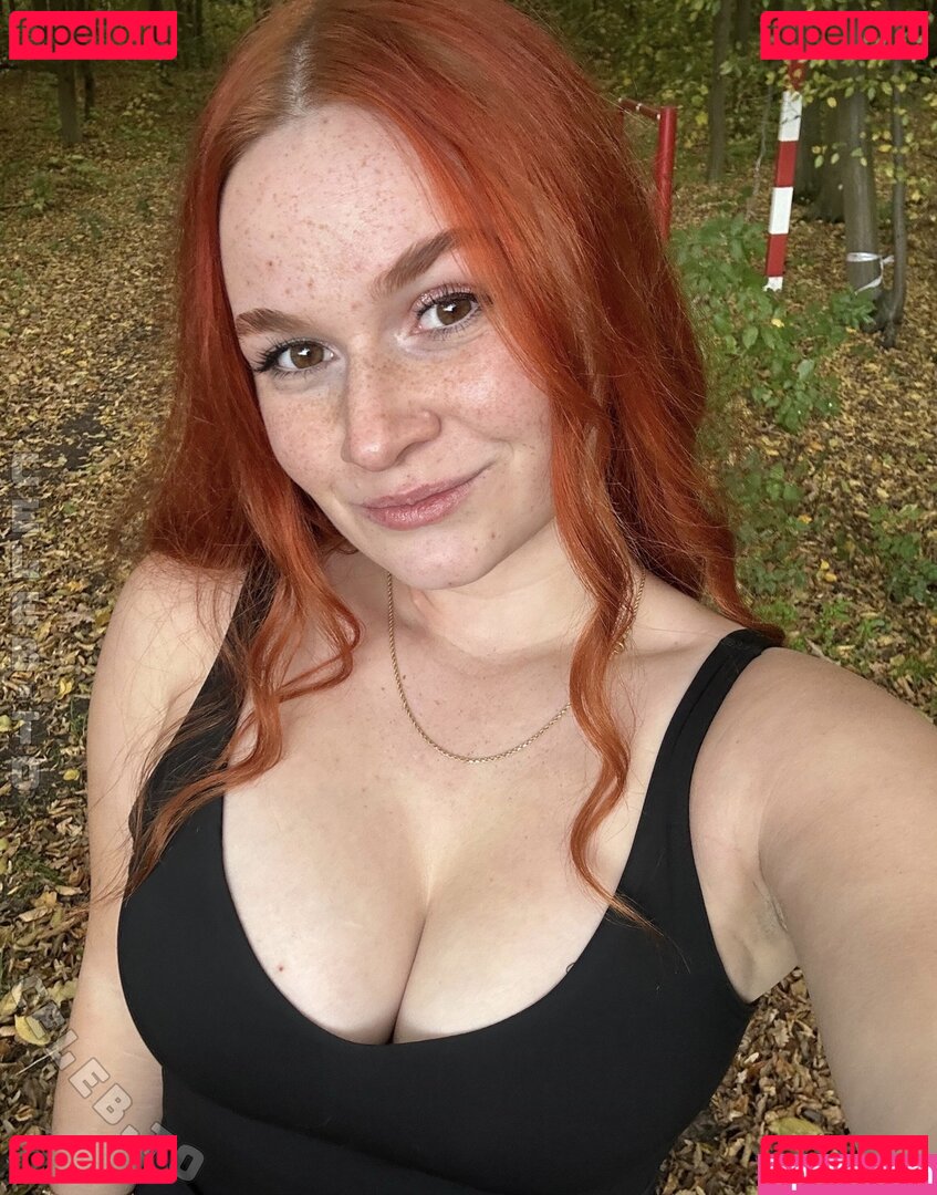 kellyyred Nude Onlyfans Photo 12