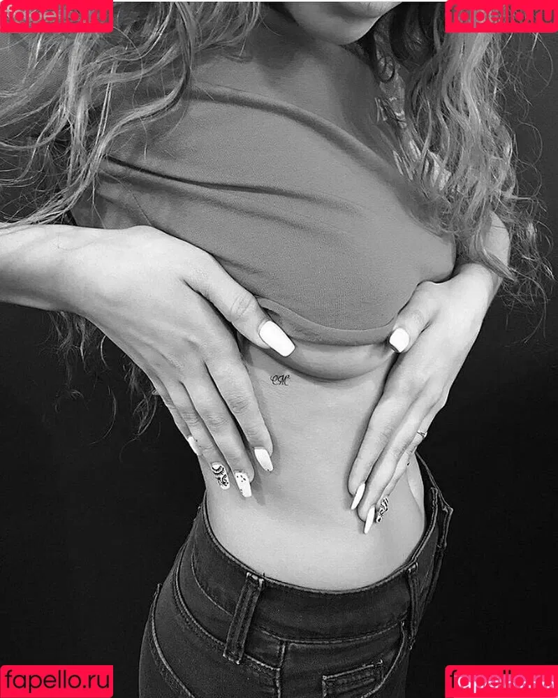 Vanessa Morgan Onlyfans Photo Gallery 