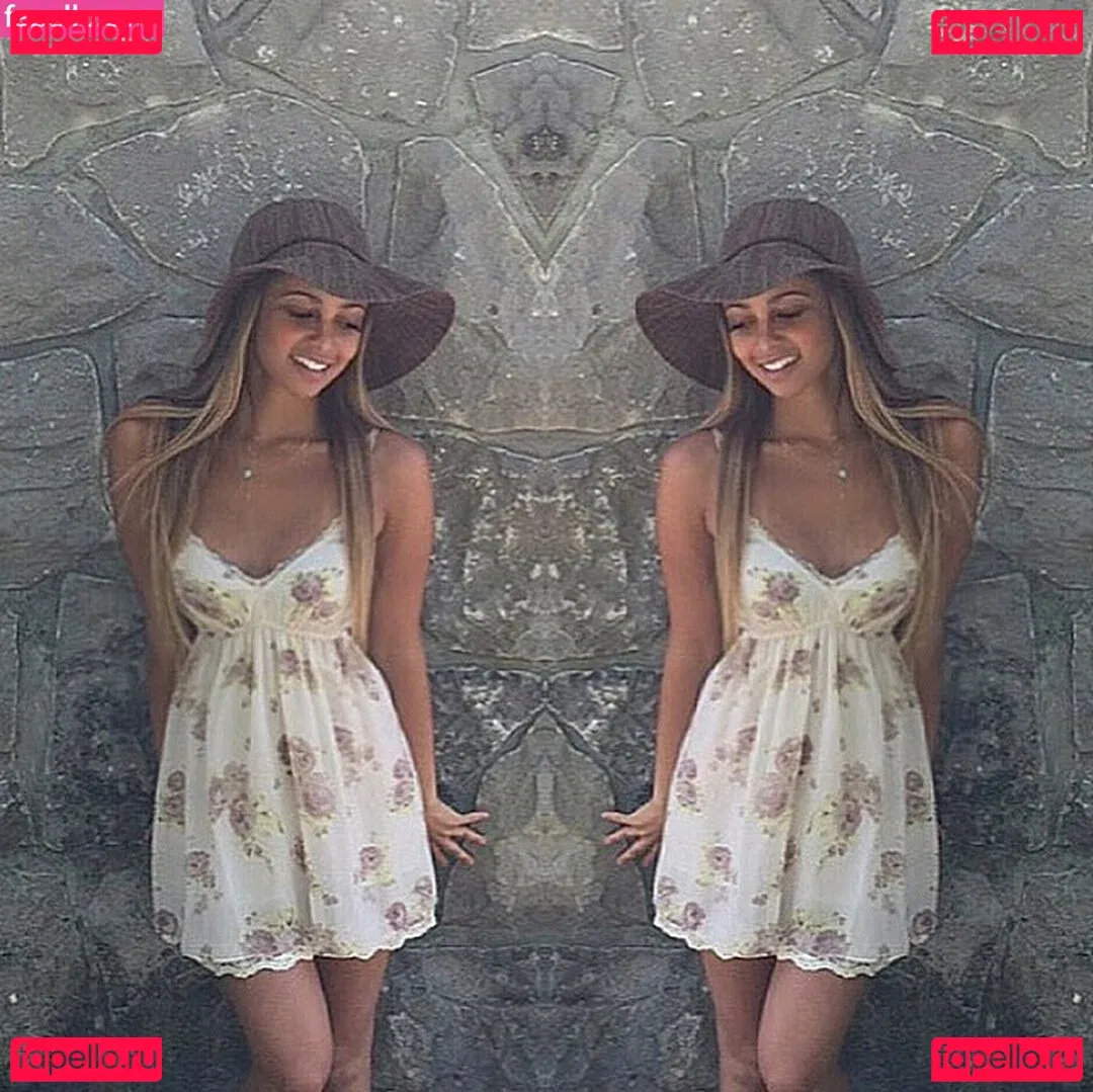 Vanessa Morgan Onlyfans Photo Gallery 