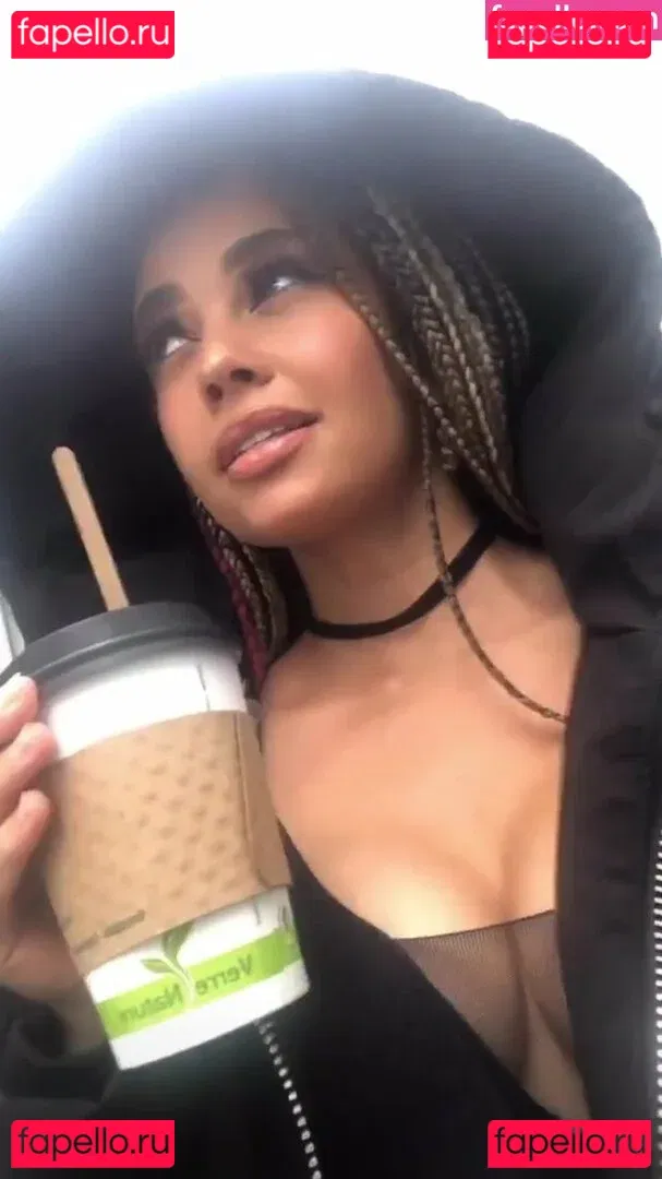 Vanessa Morgan Onlyfans Photo Gallery 