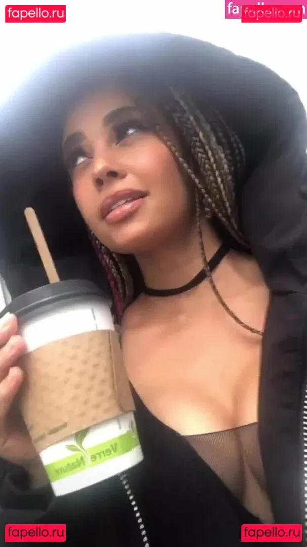 Vanessa Morgan Onlyfans Photo Gallery 