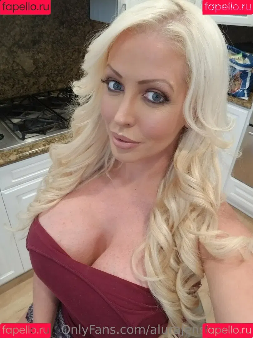 Alura Jenson Onlyfans Photo Gallery 