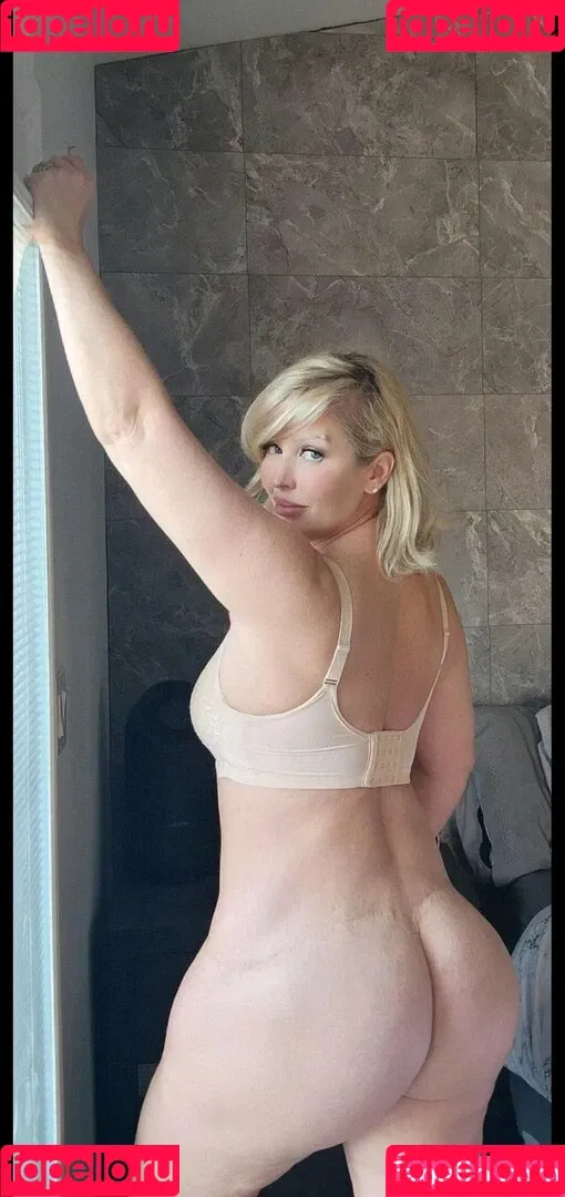 Alura Jenson Onlyfans Photo Gallery 