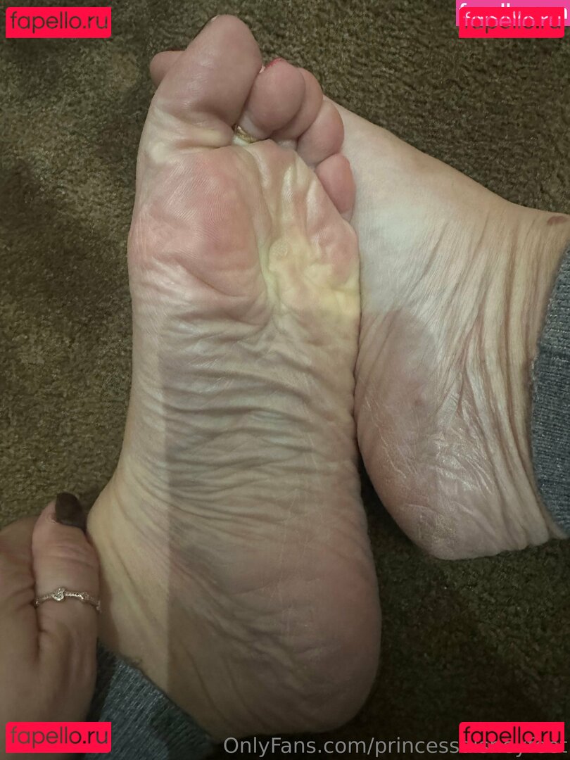 princessdisneyfeet Nude Onlyfans Photo 9