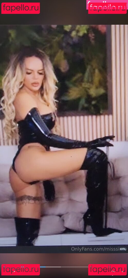 Simona Hapciuc Nude Onlyfans Photo 18
