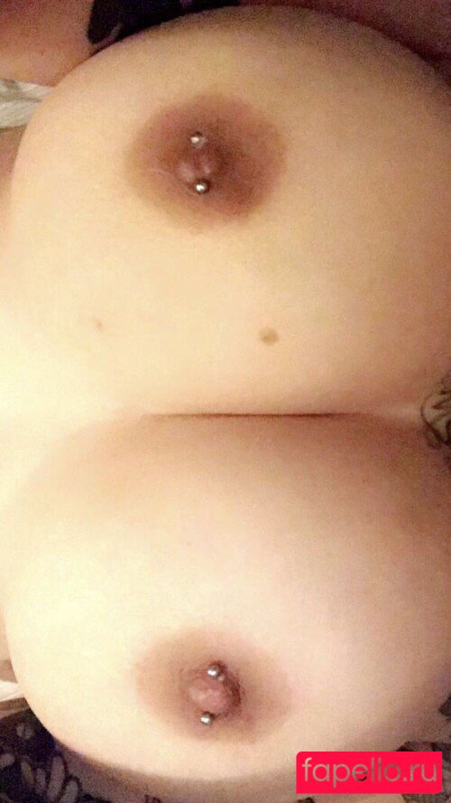 lLouLou Nude Onlyfans Photo 24