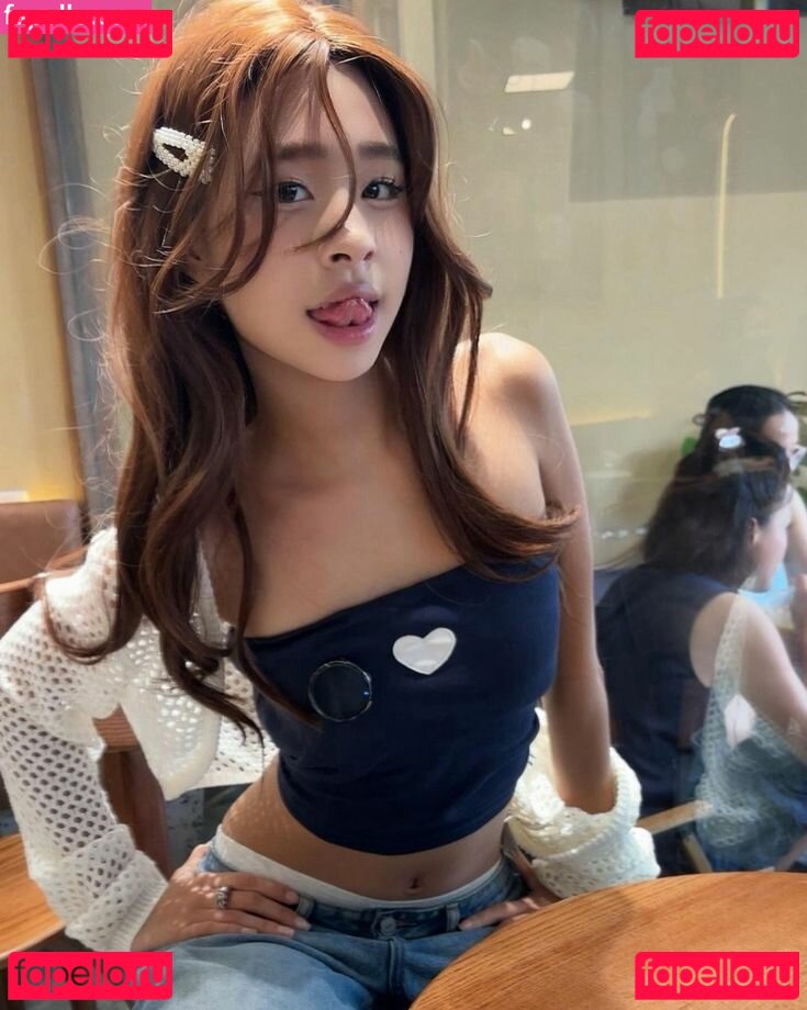 Amelia Wu Nude Onlyfans Photo 6