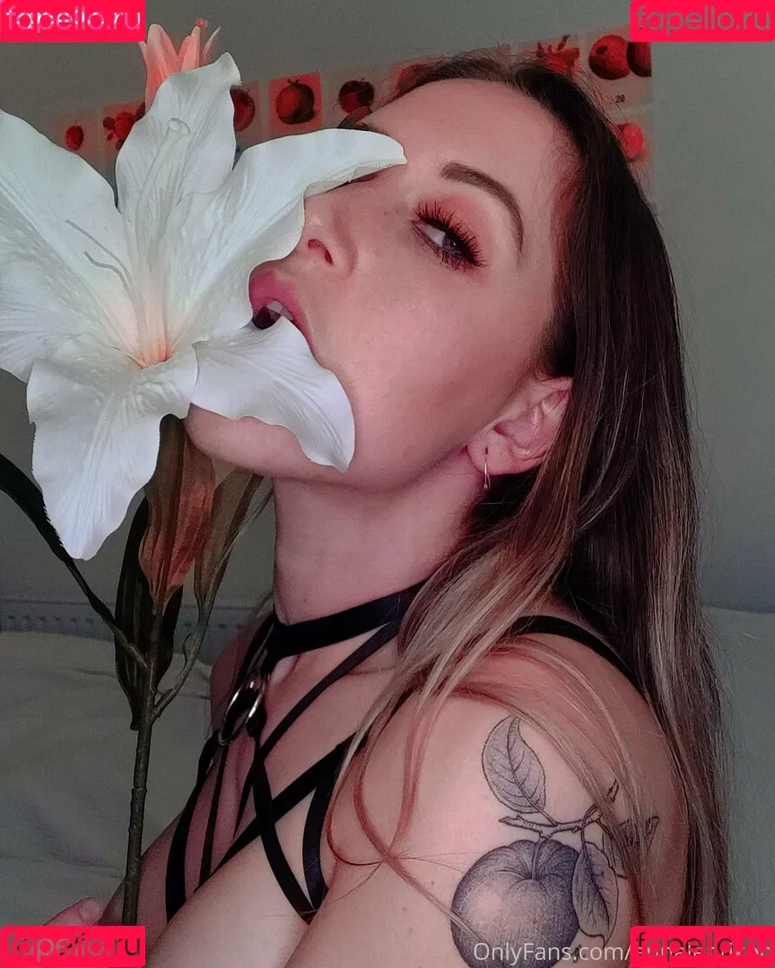 morsontologica Onlyfans Photo Gallery 