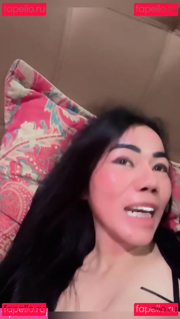 Putri Irawan Nude Onlyfans Photo 17