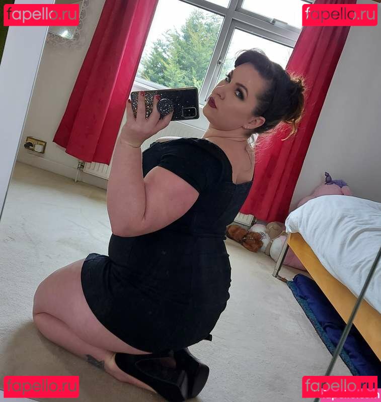 Kitty Lou Nude Onlyfans Photo 16
