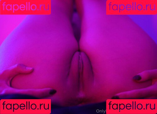 Kübra Yurdakul Onlyfans Photo Gallery 