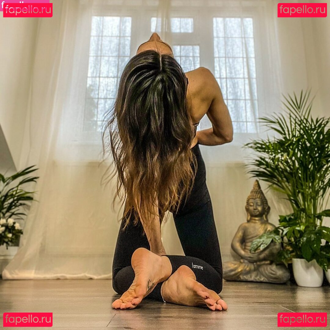 Charmaine_Flows Nude Onlyfans Photo 47