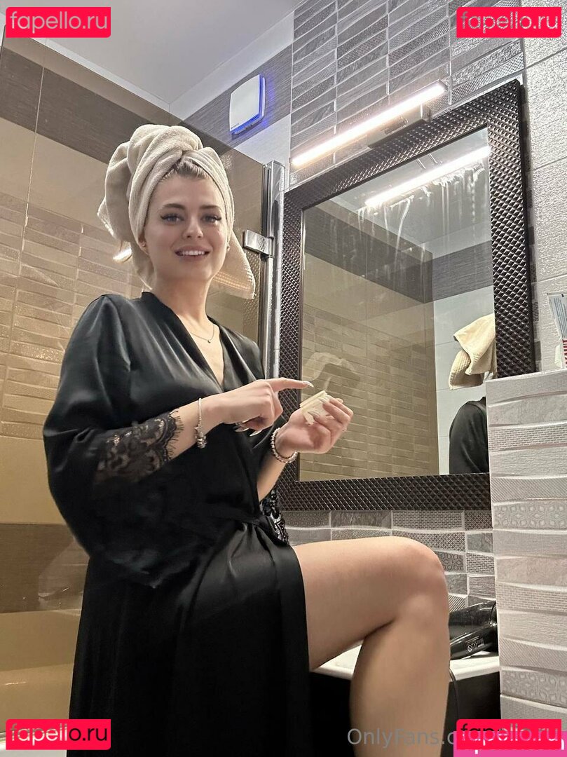keri_ri Nude Onlyfans Photo 4