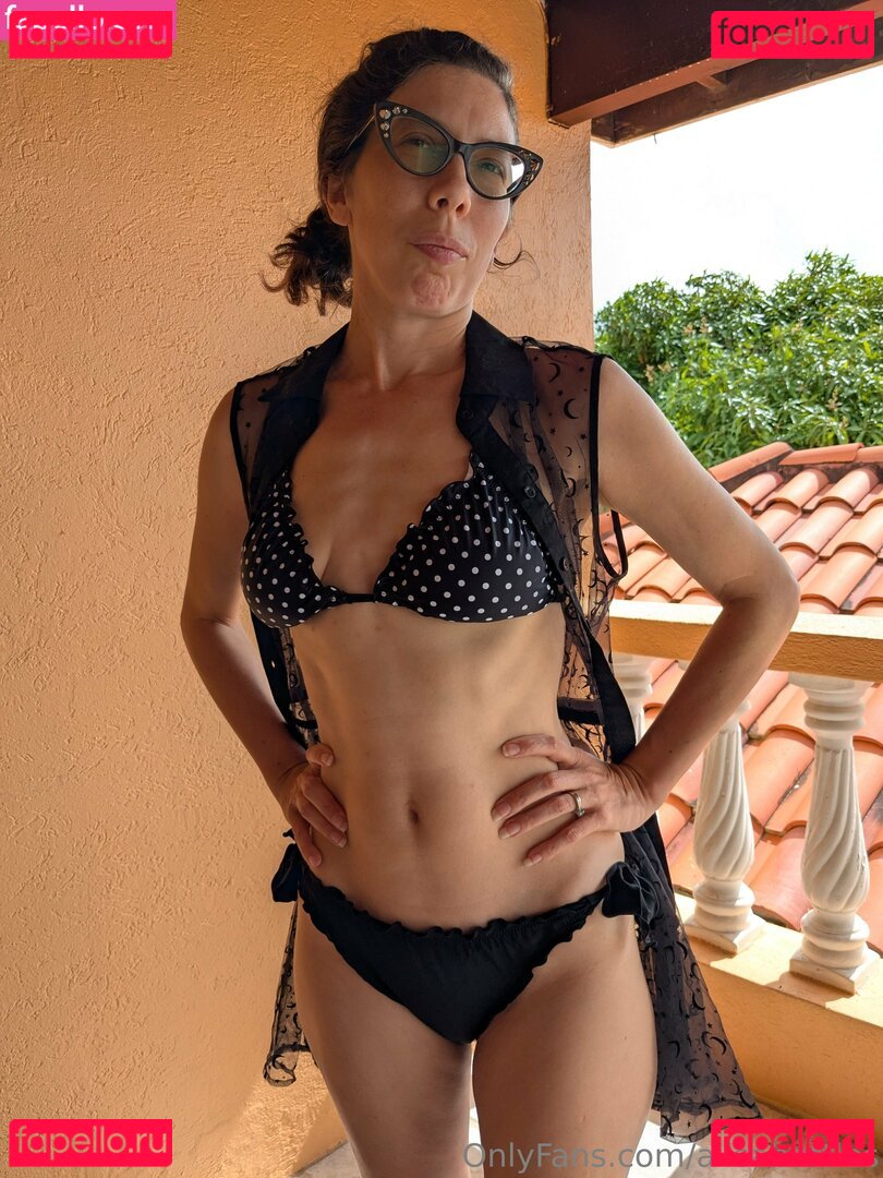 ailsabattles Nude Onlyfans Photo 63