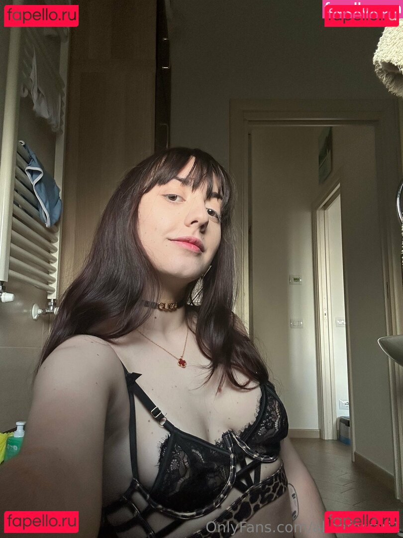 aliceferrari1 Nude Onlyfans Photo 23