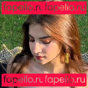 Dananeer Mobeen Nude Onlyfans Photo 17
