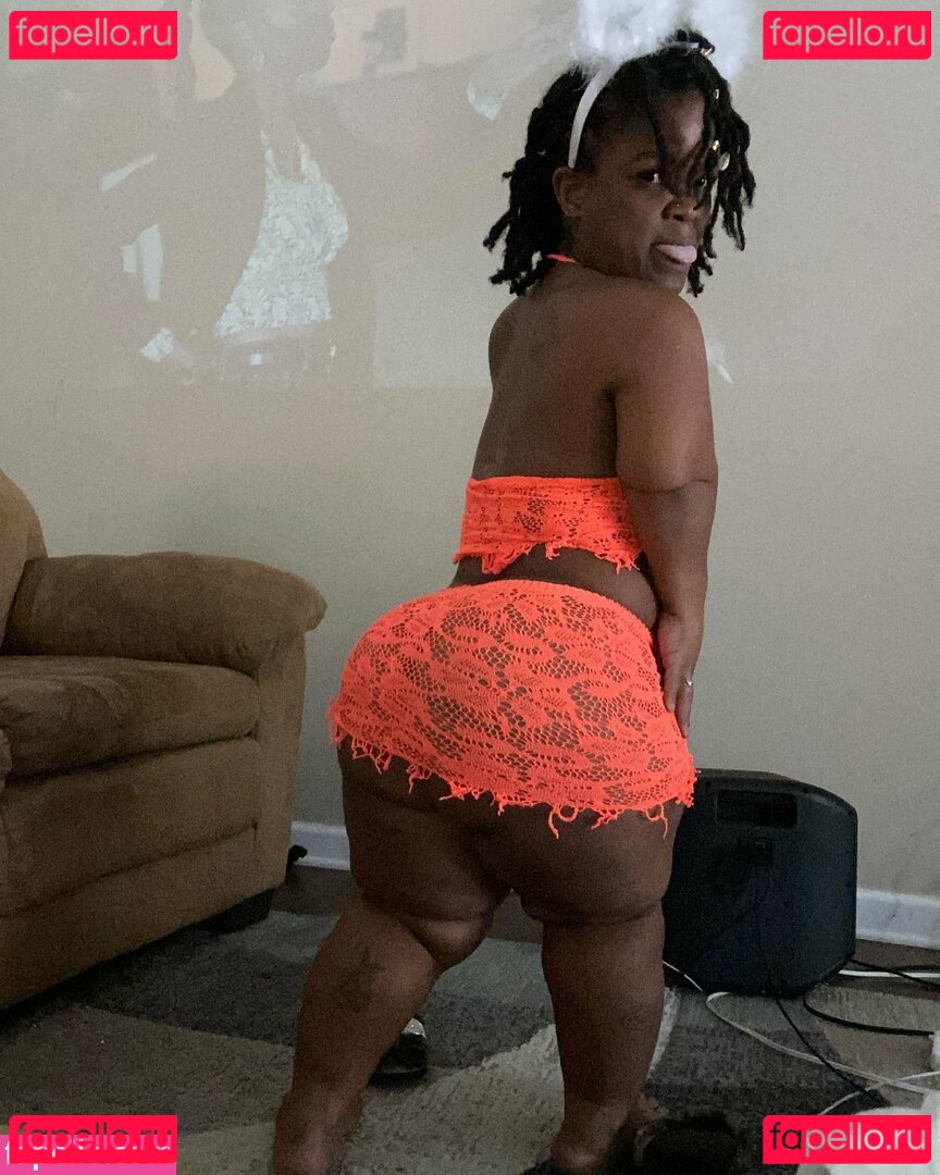 iamonlyabira Nude Onlyfans Photo 9
